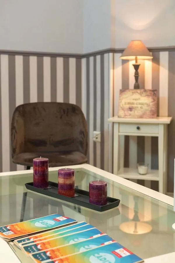 Hostal Colon Cadice 0*,