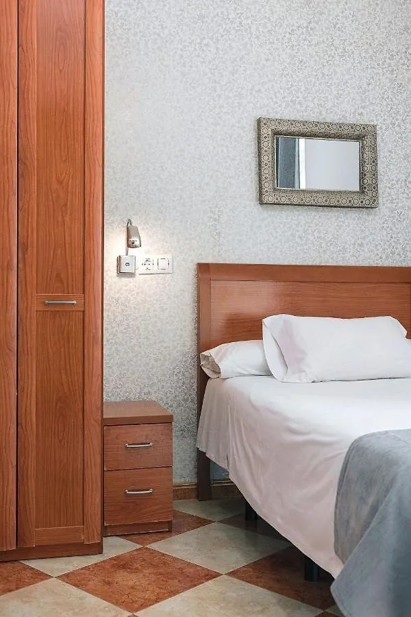 Guest house Hostal Colon Cadiz Spain